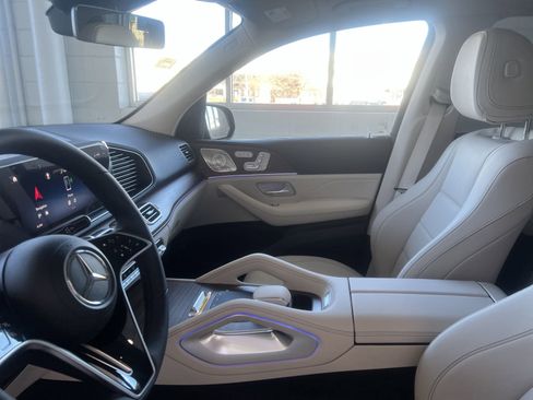 Certified 2025 Mercedes-Benz GLE 450e 4MATIC image 15
