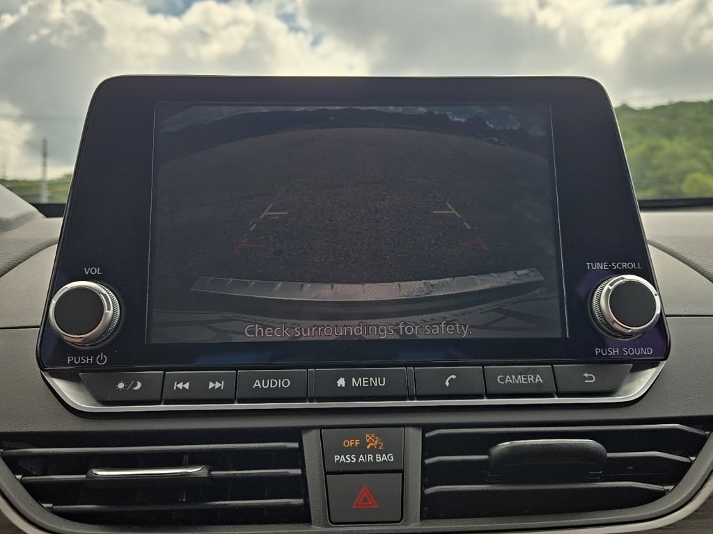 Used 2023 Nissan Altima 2.5 SV FWD image 7