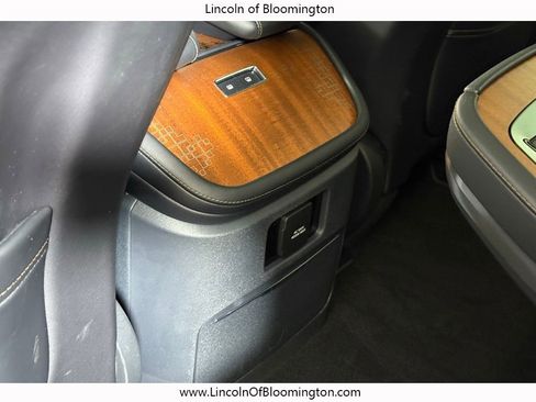 Used 2025 Lincoln Navigator Black Label AWD/4WD image 60