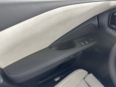 New 2026 Lexus TX 350 AWD image 33