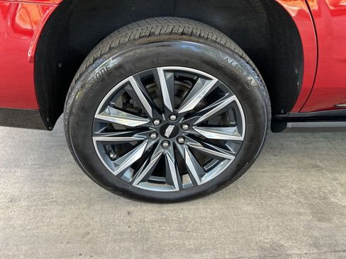 Used 2021 Cadillac Escalade Sport Platinum RWD image 22