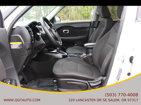 Used 2016 Kia Soul w/ Convenience Package FWD image 11