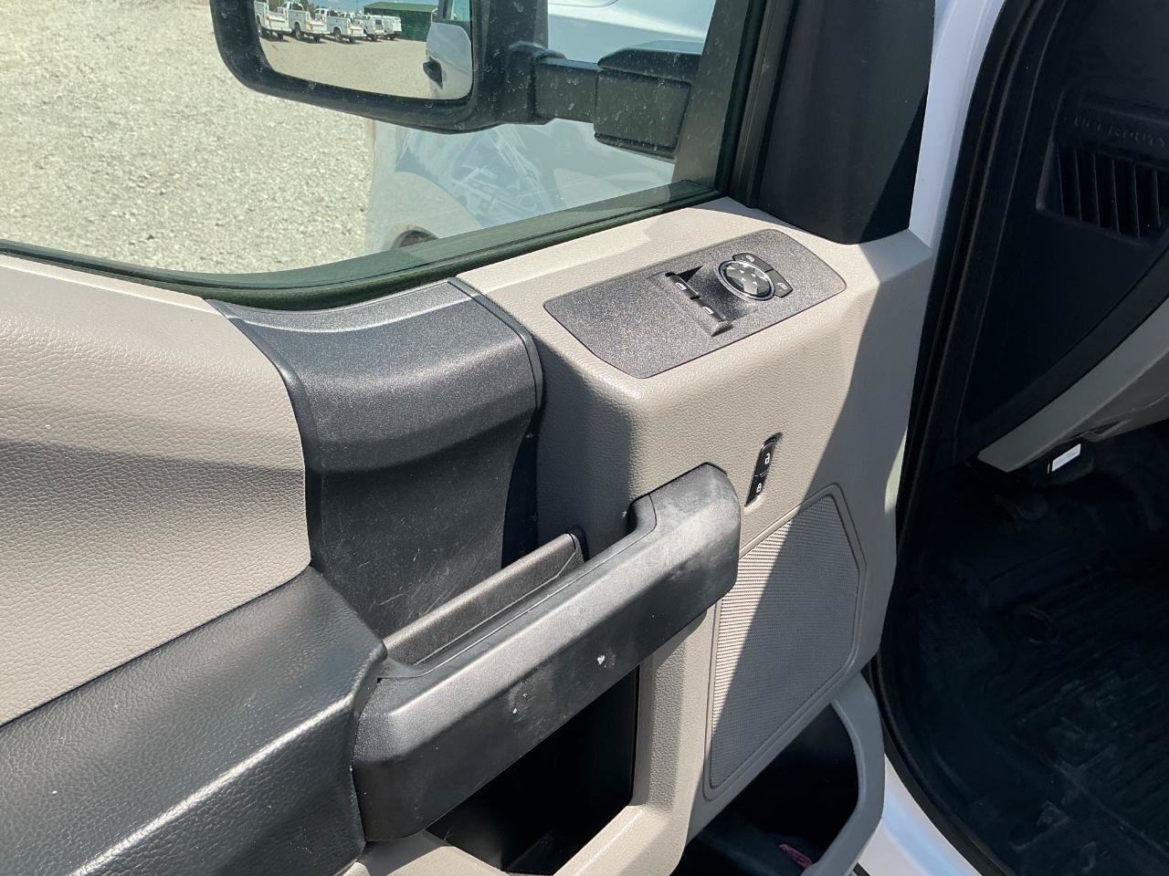 Used 2021 Ford F250 XL w/ Power Equipment Group RWD image 10