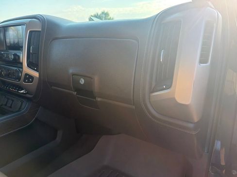 Used 2017 GMC Sierra 1500 Denali AWD/4WD image 29