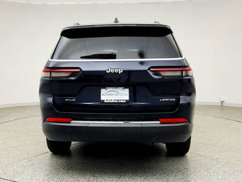 Used 2023 Jeep Grand Cherokee L Limited AWD/4WD image 6