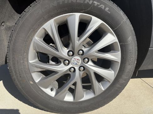 Used 2025 Buick Enclave Preferred image 18