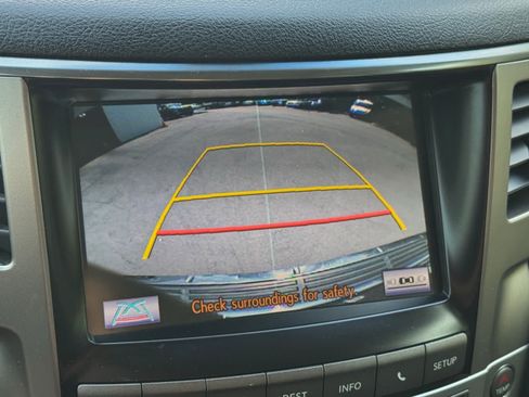 Used 2015 Lexus LX 570 4WD image 23
