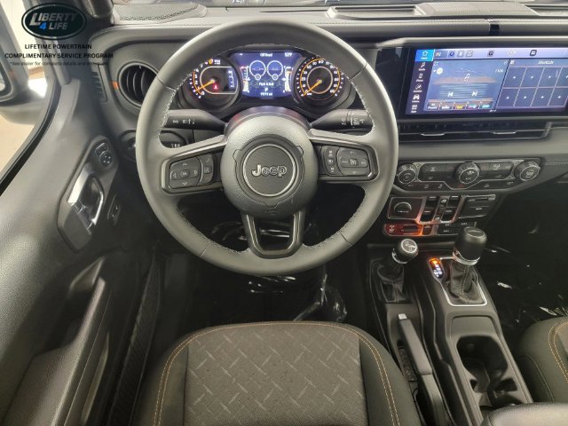 Used 2026 Jeep Gladiator Mojave AWD/4WD image 24