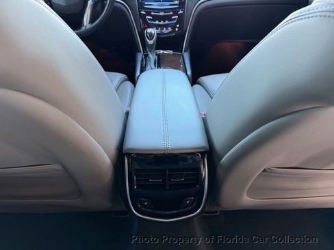 Used 2014 Cadillac XTS Luxury w/ Driver Awareness Package image 40