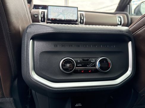 New 2025 Ford Expedition King Ranch image 24