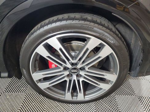 Used 2018 Audi SQ5 Prestige w/ Prestige Package AWD/4WD image 10