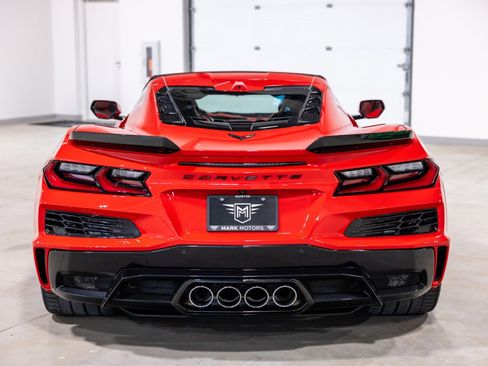 Used 2023 Chevrolet Corvette Z06 image 8