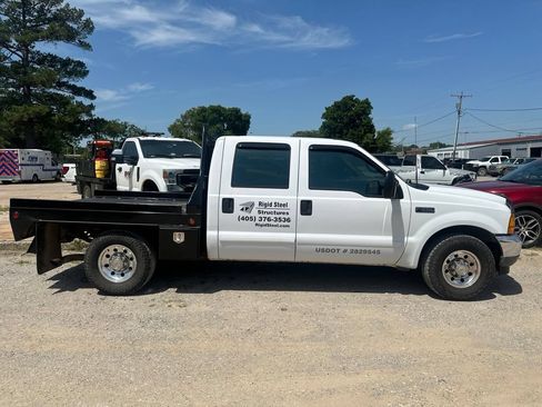 Used 2001 Ford F250 XL RWD image 4