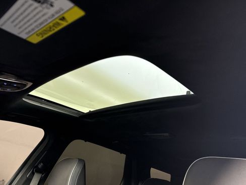 Used 2024 Hyundai Palisade Calligraphy image 17