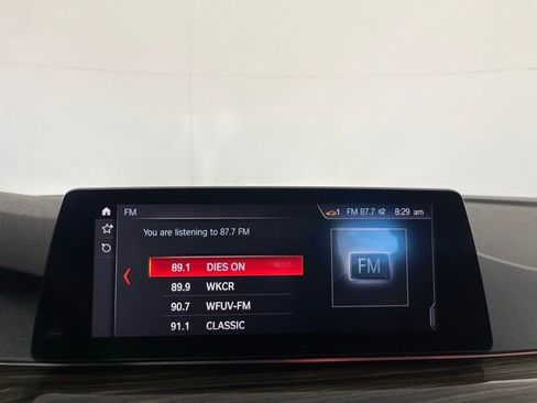 Used 2019 BMW 530i xDrive image 15