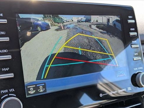 Used 2021 Toyota Avalon Limited image 7