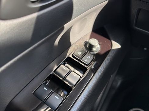 Used 2023 MAZDA CX-5 AWD 2.5 S w/ Select Package image 16