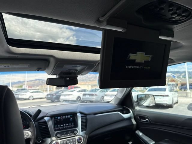 Used 2018 Chevrolet Suburban LT AWD/4WD image 26