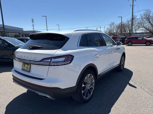 Used 2023 Lincoln Nautilus Reserve w/ Equipment Group 201A image 5