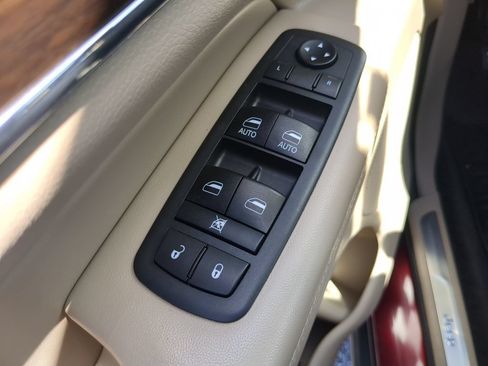 Used 2018 Jeep Grand Cherokee Limited w/ Trailer Tow Group IV RWD image 19