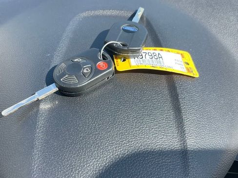 Used 2014 Ford Escape SE image 14