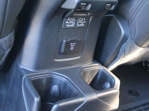 Used 2021 Jeep Wrangler Unlimited Sahara image 26