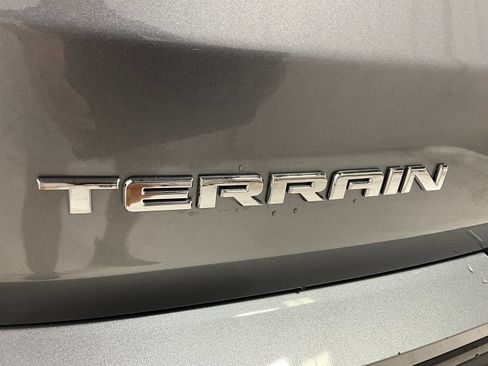 Used 2018 GMC Terrain SLE w/ Driver Convenience Package AWD/4WD image 29
