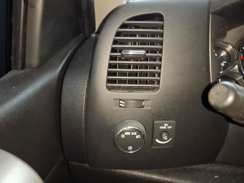 Used 2013 Chevrolet Silverado 2500 LT image 13