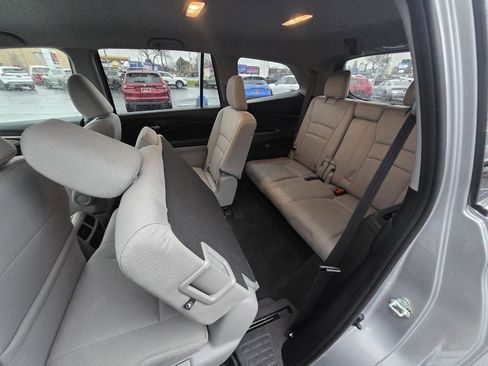 Used 2018 Honda Pilot EX image 23