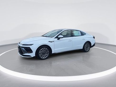 New 2026 Hyundai Sonata SEL FWD image 4