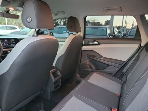 Used 2023 Volkswagen Taos S image 7