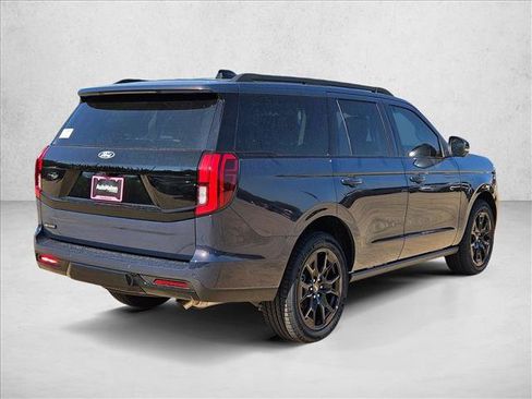 New 2027 Ford Expedition Platinum AWD/4WD image 2