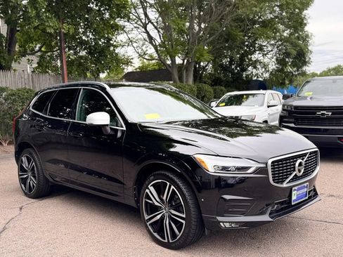 Used 2019 Volvo XC60 T6 R-Design w/ Protection Package AWD/4WD image 8