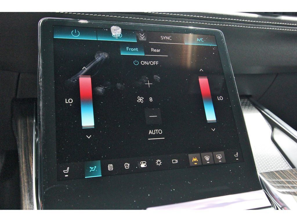 New 2027 Cadillac Escalade ESV Luxury RWD image 20