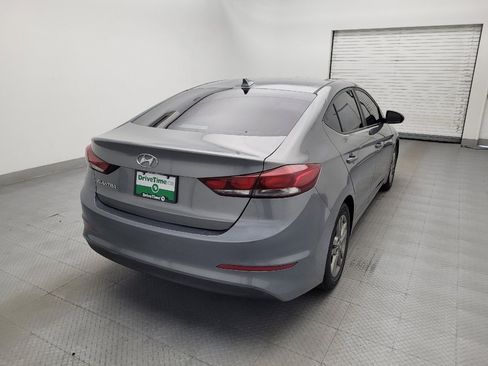Used 2017 Hyundai Elantra SE FWD image 7