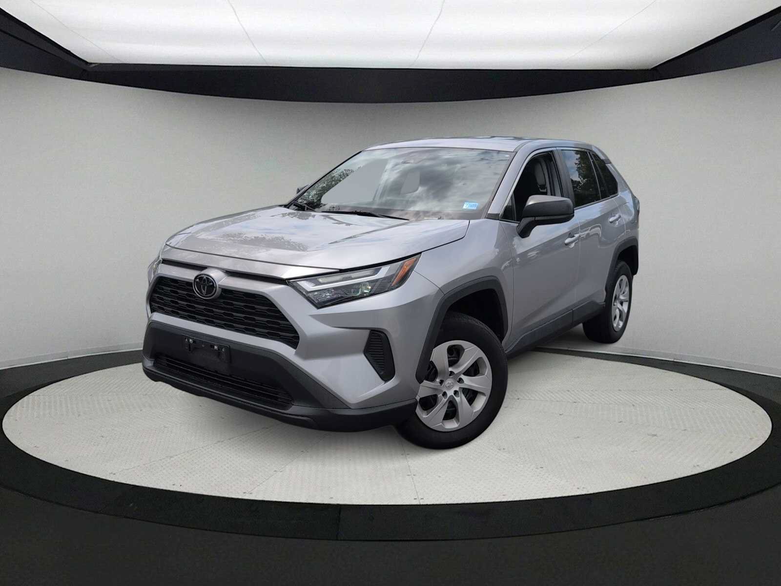 Used 2023 Toyota RAV4 LE FWD image 1