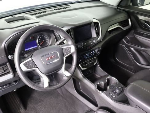 Used 2022 GMC Terrain SLT w/ Tech Package image 6