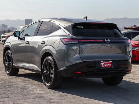 Used 2025 Nissan Murano SV AWD/4WD image 6