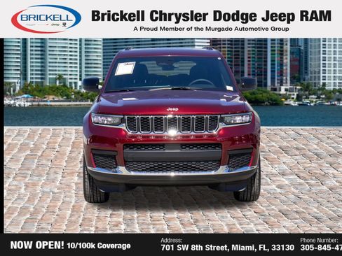 Used 2025 Jeep Grand Cherokee L Laredo RWD image 2