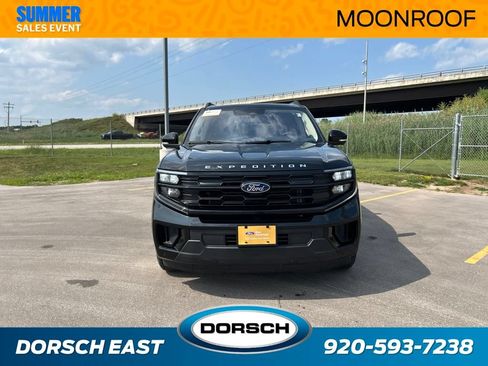 Certified 2025 Ford Expedition Max Active AWD/4WD image 3