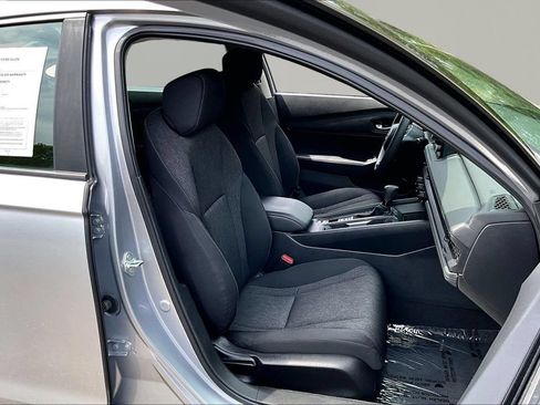 Used 2024 Honda Accord LX image 19