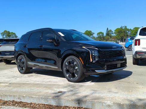 New 2026 Kia Sportage SX FWD image 2