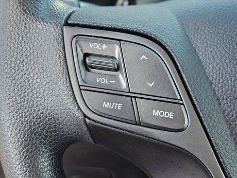 Used 2017 Hyundai Santa Fe Sport FWD image 11