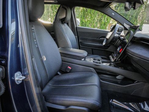 Used 2023 Fisker Ocean Extreme image 33