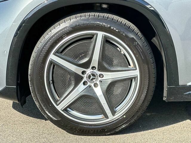 Used 2023 Mercedes-Benz EQS 580 4MATIC SUV w/ Acoustic Comfort Package image 36