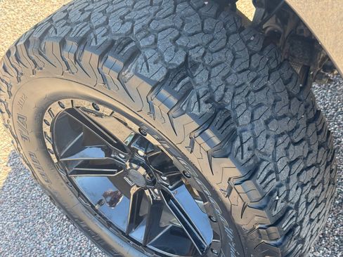 Used 2014 RAM 1500 Express image 13