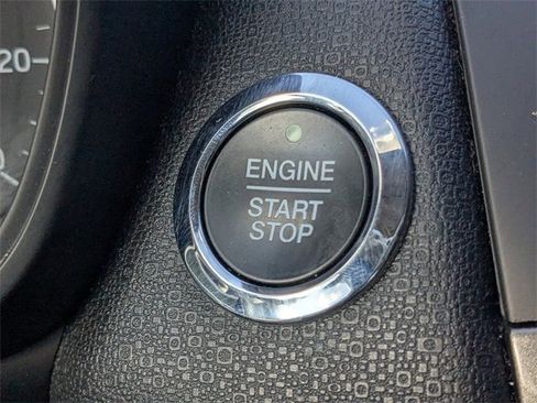 Used 2020 Ford EcoSport SE image 28