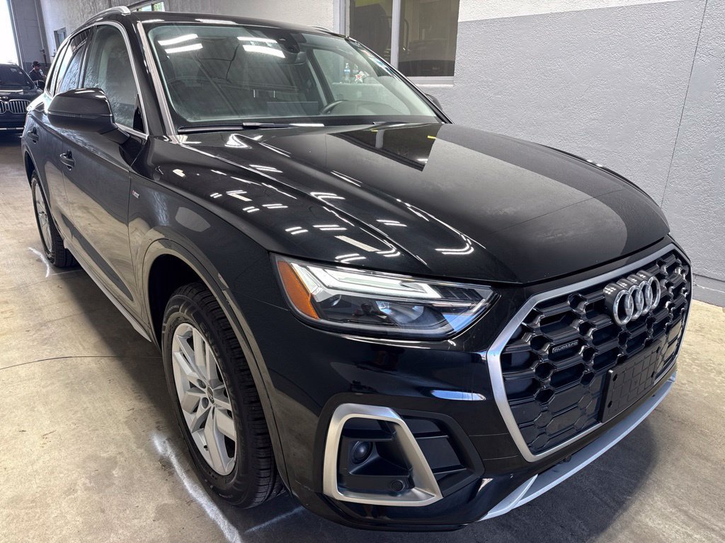 Used 2023 Audi Q5 2.0T Premium w/ Convenience Package AWD/4WD image 5