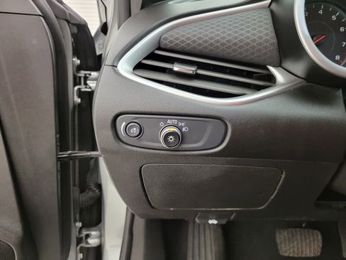 Used 2025 Chevrolet Malibu LT image 27