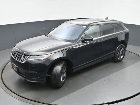 Used 2019 Land Rover Range Rover Velar S AWD/4WD image 34